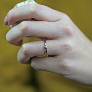 Kelsi Colour RW - zásnubný prsteň z bieleho a červeného zlata