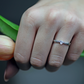 Viktorie White  elegantný zásnubný prsteň