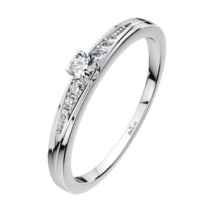 Nomia W Briliant  -  jemný zásnubáček z bieleho zlata