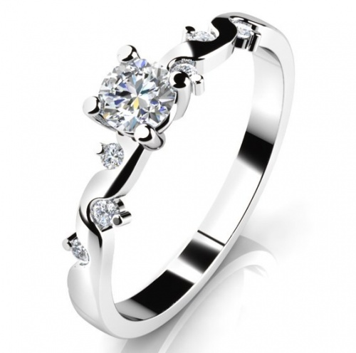 Zeus White  -  jedinečný zásnubný prsteň v špičkovom dizajne